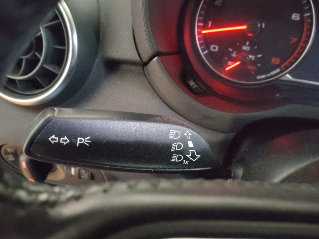 Audi A1 Sportback 1.4 tfsi attraction proline 5-drs