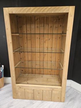 Te Koop houten kast