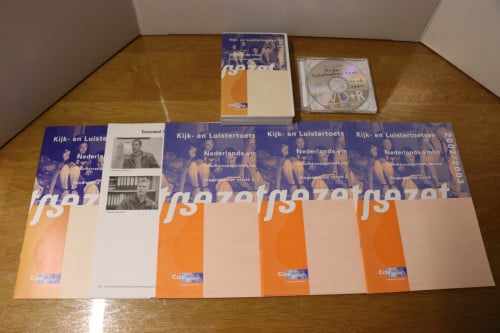 Kijk- en luistertoets Nederland Kaderberoepsgerichte leerweg 2002/2003