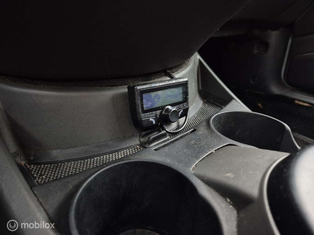 Ford Focus 1.6-16v / airco / dealeronderhouden / origineel nl