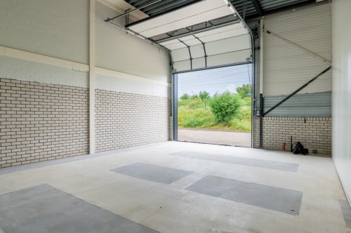Bedrijfsunit in Middelburg met eigen buitenterrein – koop of huur mogelijk