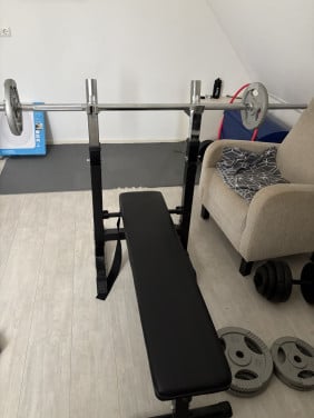 Fitness bankje met gewichten