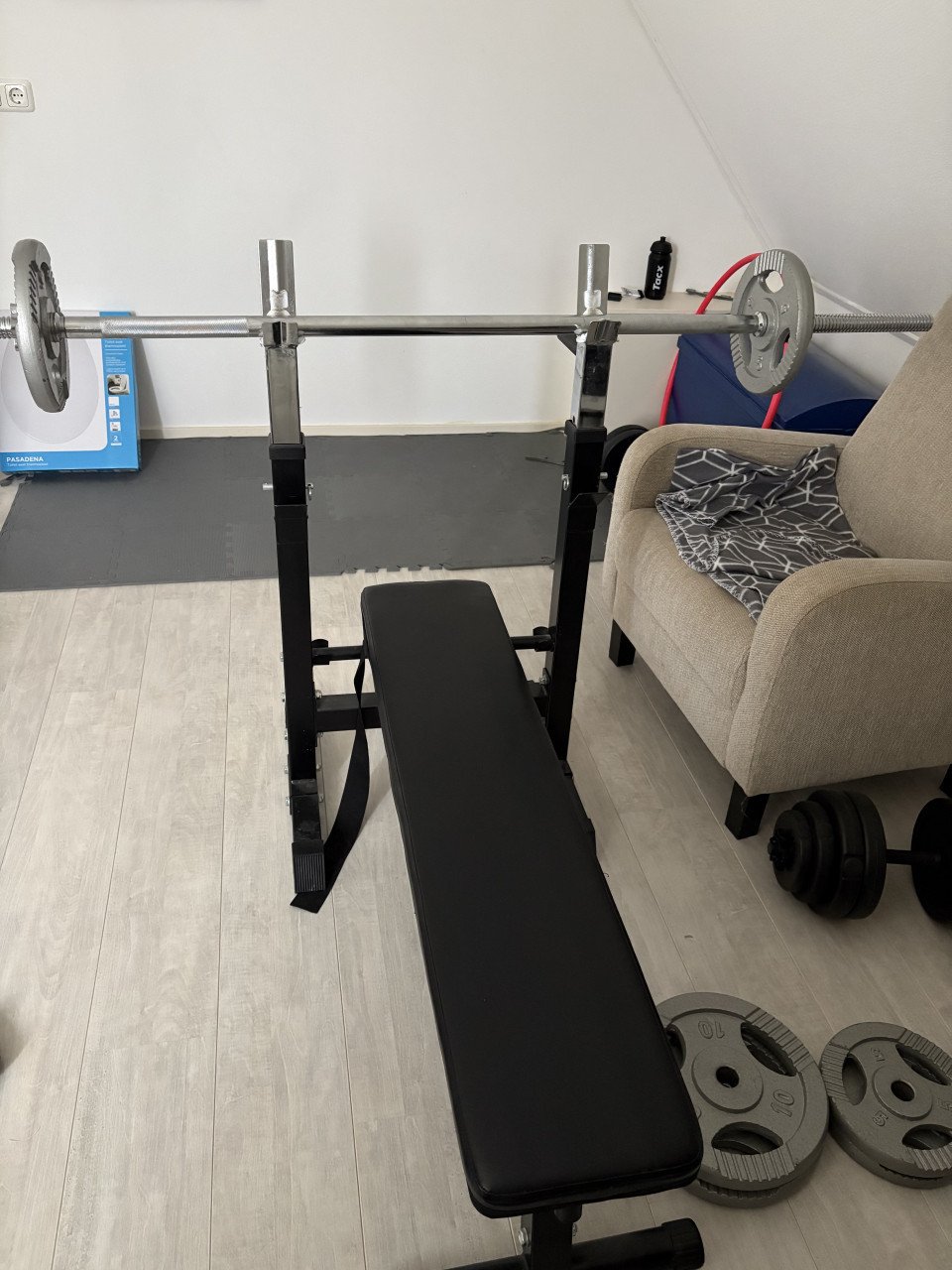 Fitness bankje met gewichten