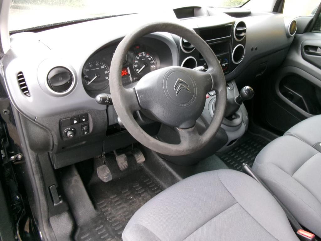 Citroen Berlingo 1.6 e-hdi 90pk club 3-zits, airco, cr.contr.