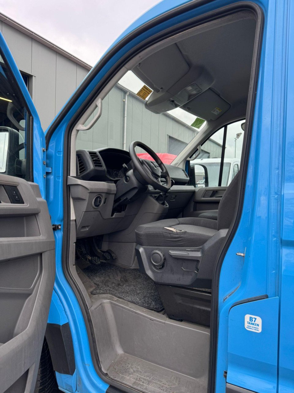 Volkswagen Crafter 35 2.0 tdi l4 trendline bakwagen met deuren / euro 6 / n