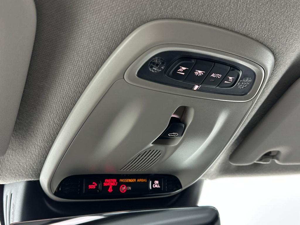 Volvo XC40 t5 262pk recharge inscription| pano| adap.cruise| leder| camera|