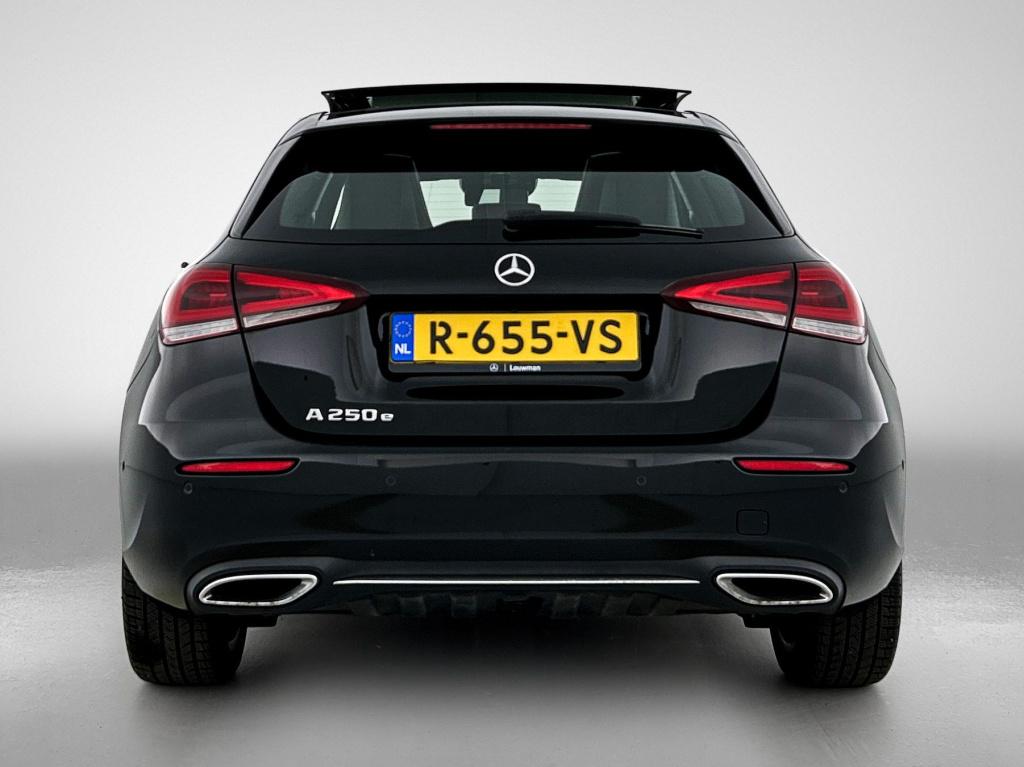 Mercedes-Benz A-Klasse 250 e business solution amg | panoramadak | cruise c