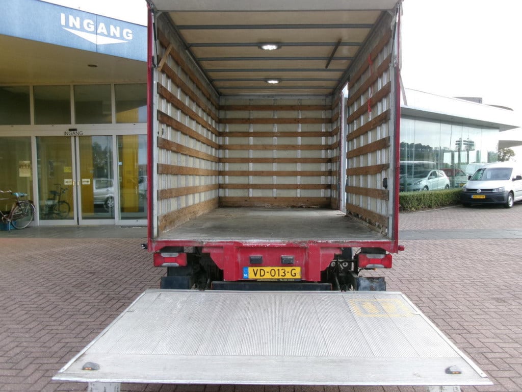 Iveco Daily (auto 02) 35c13 3-zits bakwagen + laadklep
