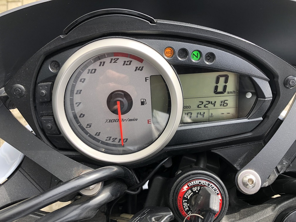***VERKOCHT*** Volledig aangeklede Kawasaki Z750 ABS '13, 22dkm €4995,-