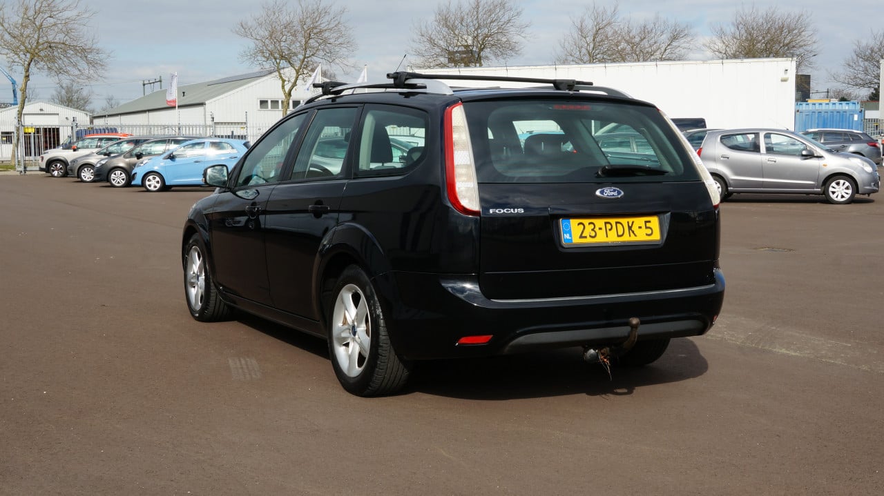 Ford FOCUS Wagon 1.6 Comfort Rijklaar
