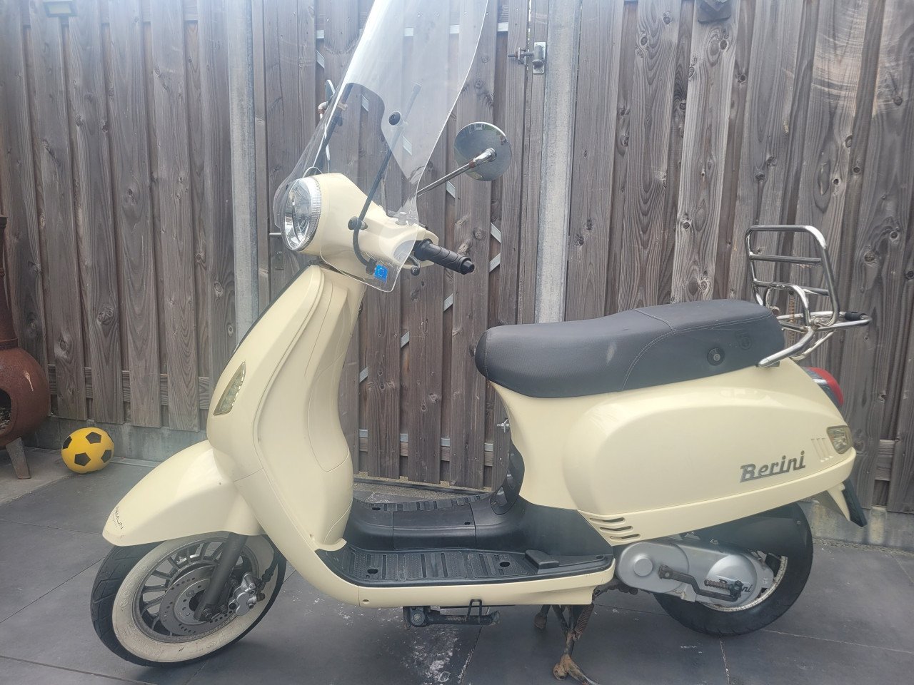 Te koop berini geel kenteken