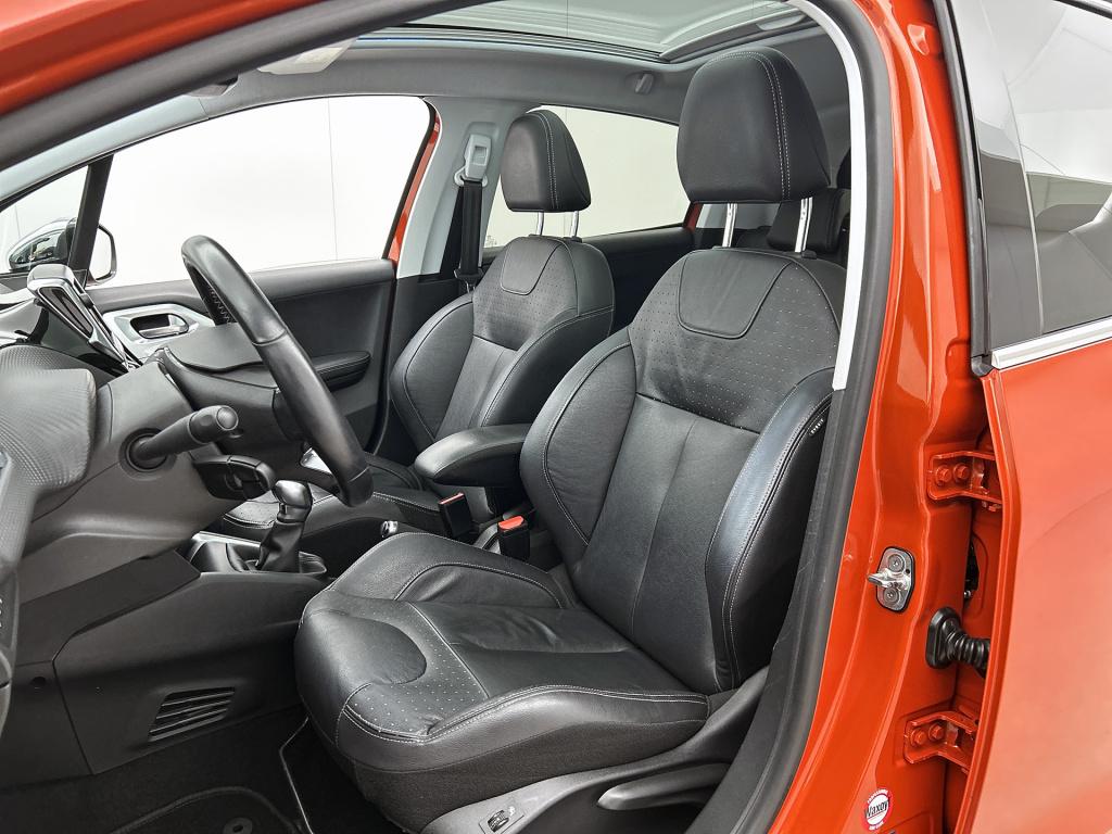 Peugeot 208 110 pk allure | rijklaar | panoramadak | lederen bekleding! | a