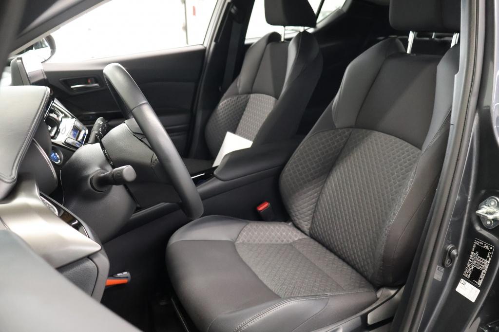 Toyota C-hr 2.0 hybrid dynamic