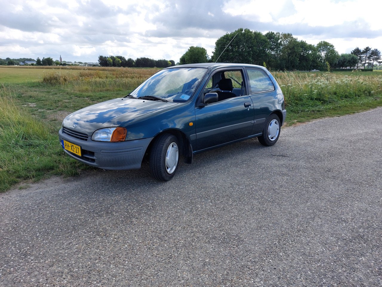Toyota Starlet