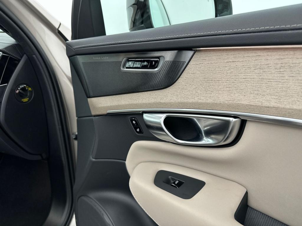 Volvo XC90 t8 455pk recharge ultra dark| adap.cruise| panodak| 360camera| a
