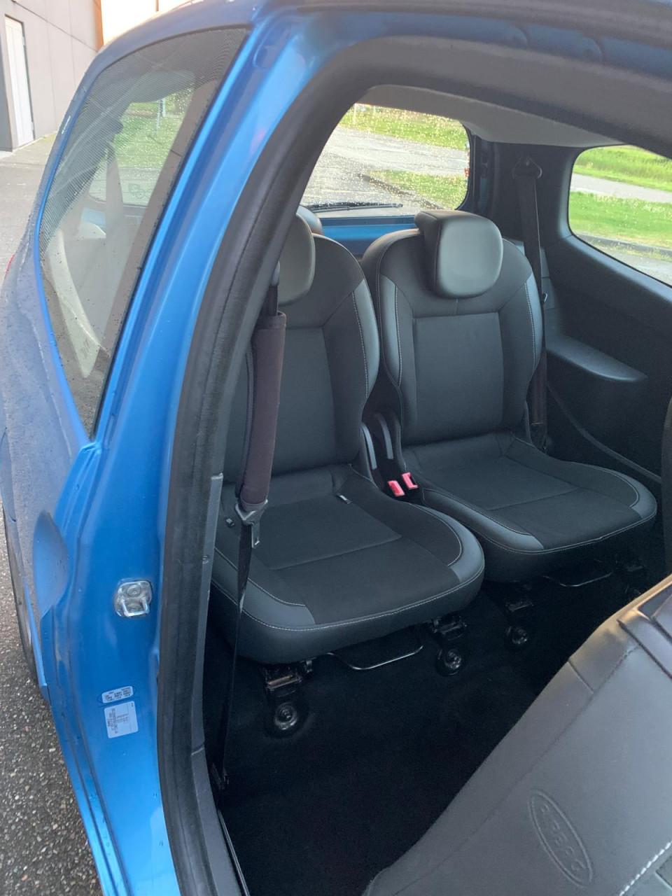 Mooie blauwe Renault Twingo!