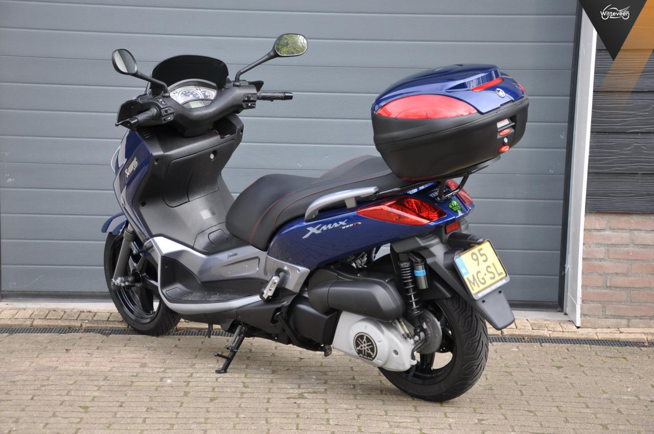Yamaha X-max 250 12500 kilometers , Akrapovic