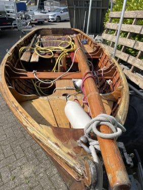 Oude houte sloep