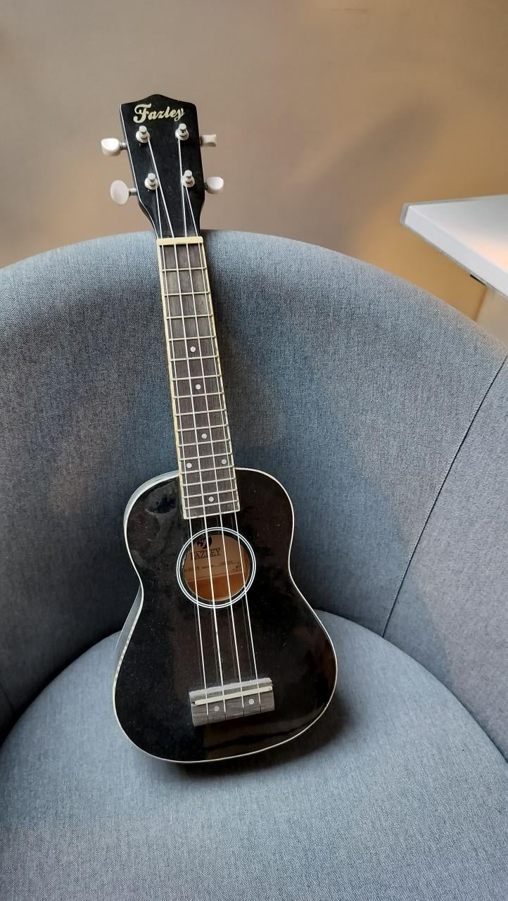 Sopraan Ukelele van Fazly
