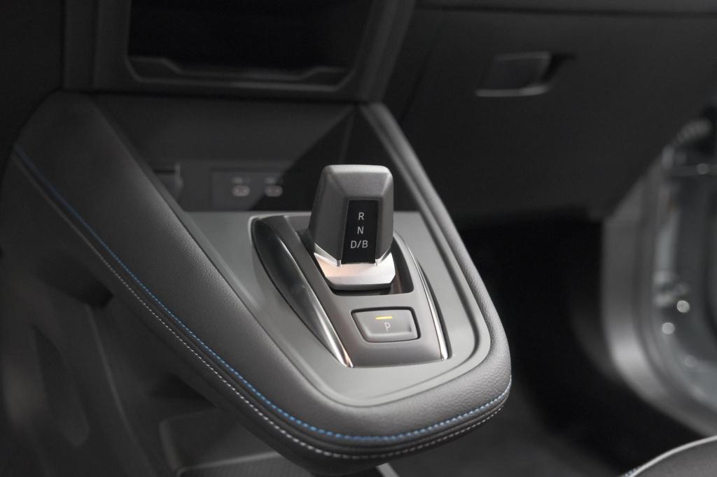 Renault Captur 1.8 e-tech full hybrid 160 esprit alpine | rondom camerazich