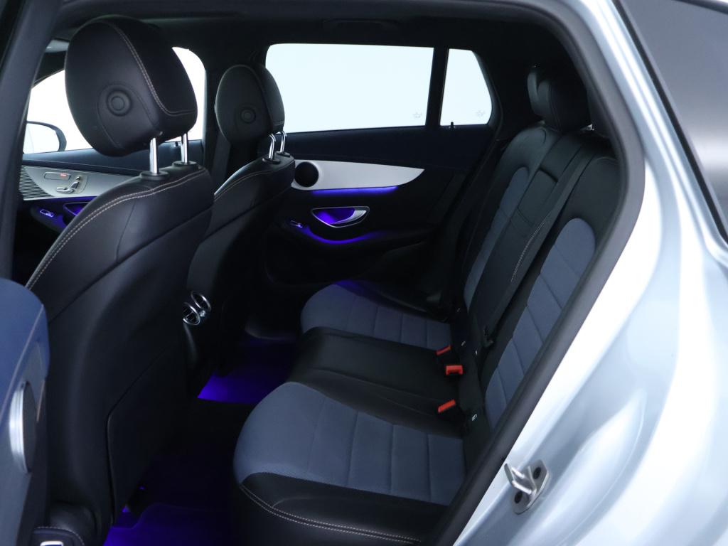 Mercedes-Benz Eqc 400 4matic luxury line 80kw | panoramadak | stoelverwarmi