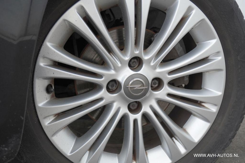 Opel Corsa 1.4-16v cosmo