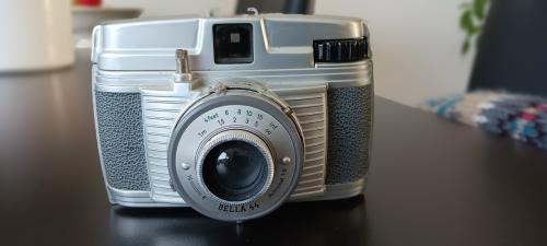 EIND JAREN 60 BILORA BELLA 44 CAMERA + beschermingstasje 📷📸