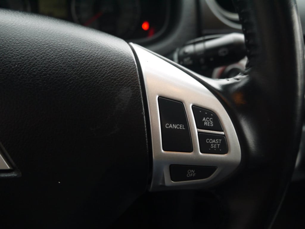 Mitsubishi Colt 1.3 intro edition|trekhaak|rijklaar