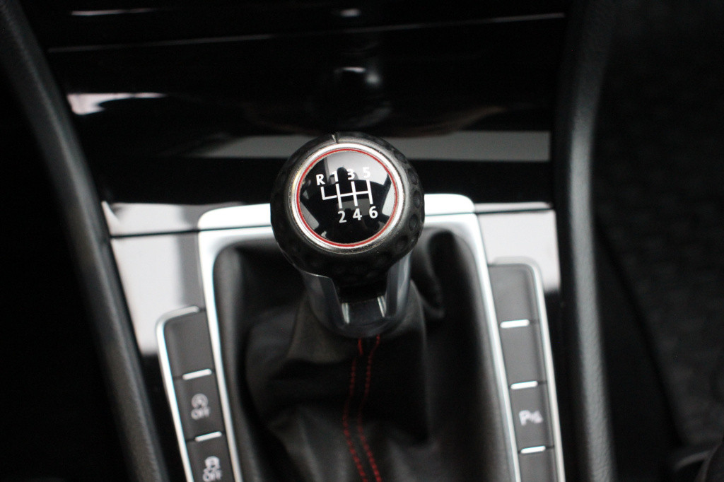 Volkswagen Golf 2.0 tsi gti | pano. | dynaudio
