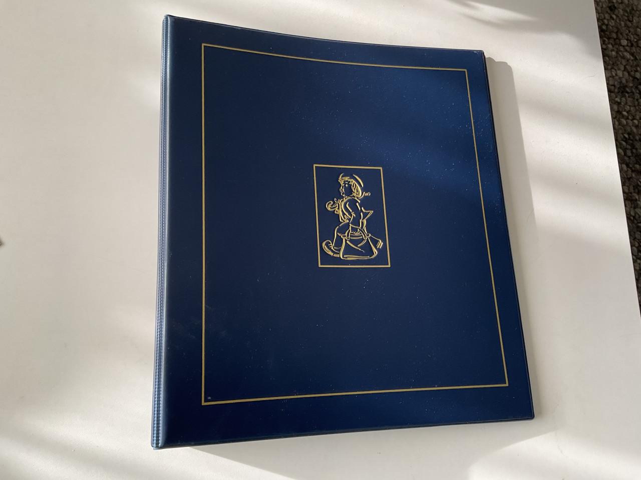 Tijdschrift Hummel club Herfst 1993 met blauwe verzamelmap.