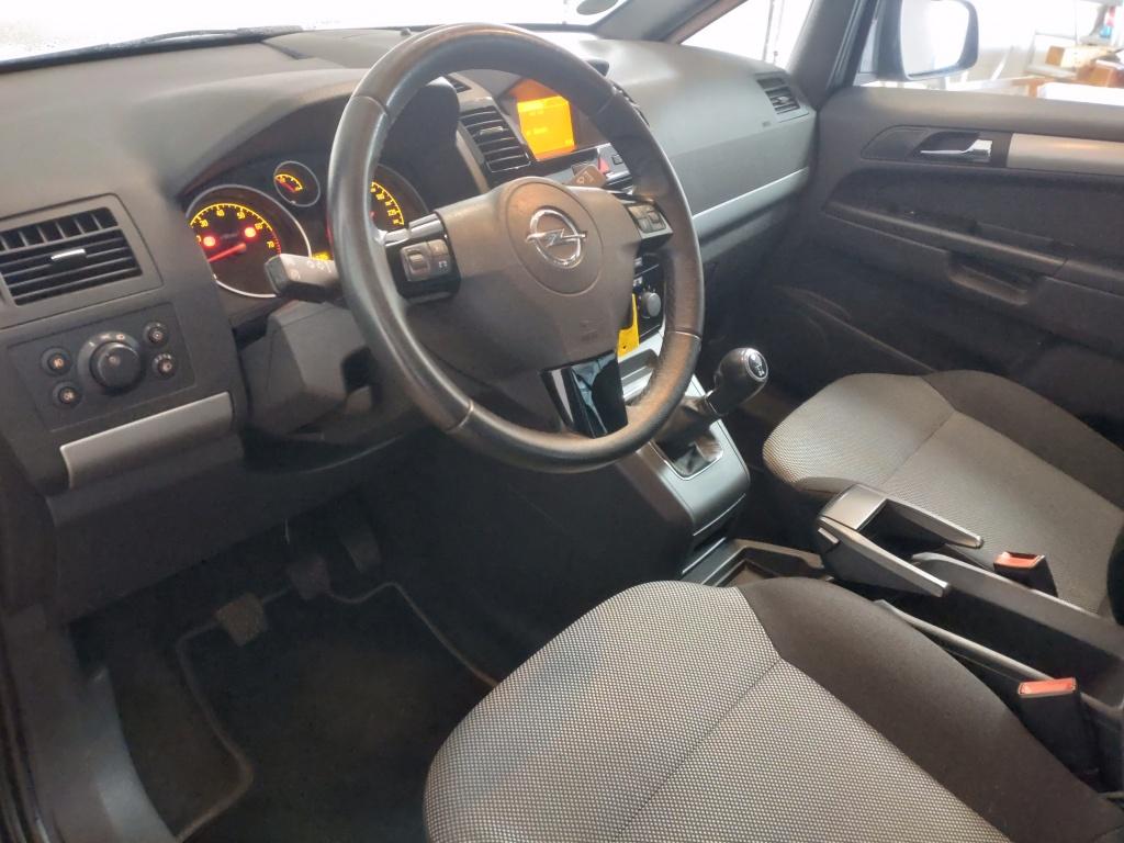 Opel Zafira 1.8i 16v | 7-persoons