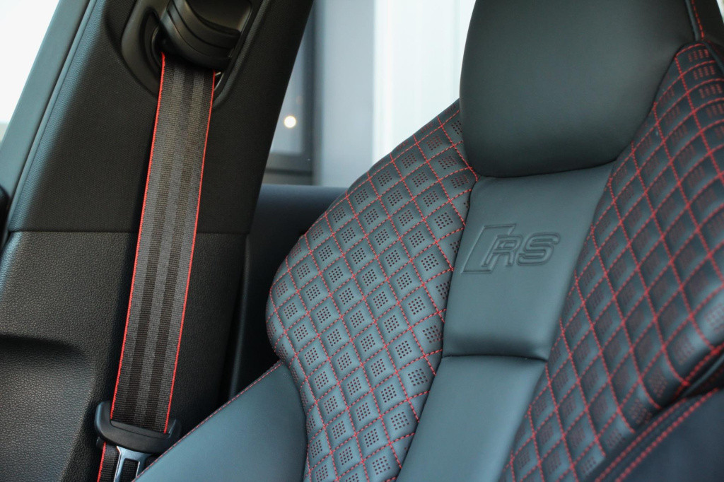 Audi Rs3 sportback 2.5 tfsi quattro - virtual - pano - matrix - rs stoelen 