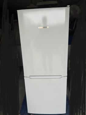 Liebherr A++ koel vries combinatie Koelkast vriezer 135x55 cm.