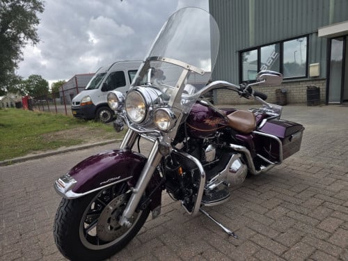Zeer mooie harley Davidson 💜 Roadking 1340 evo