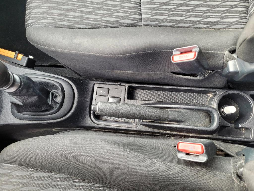Toyota Yaris 1.3 vvt-i now