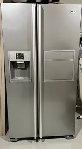 LG Amerikaanse Koelkast met Water- en IJsdispenser en Mini Bar