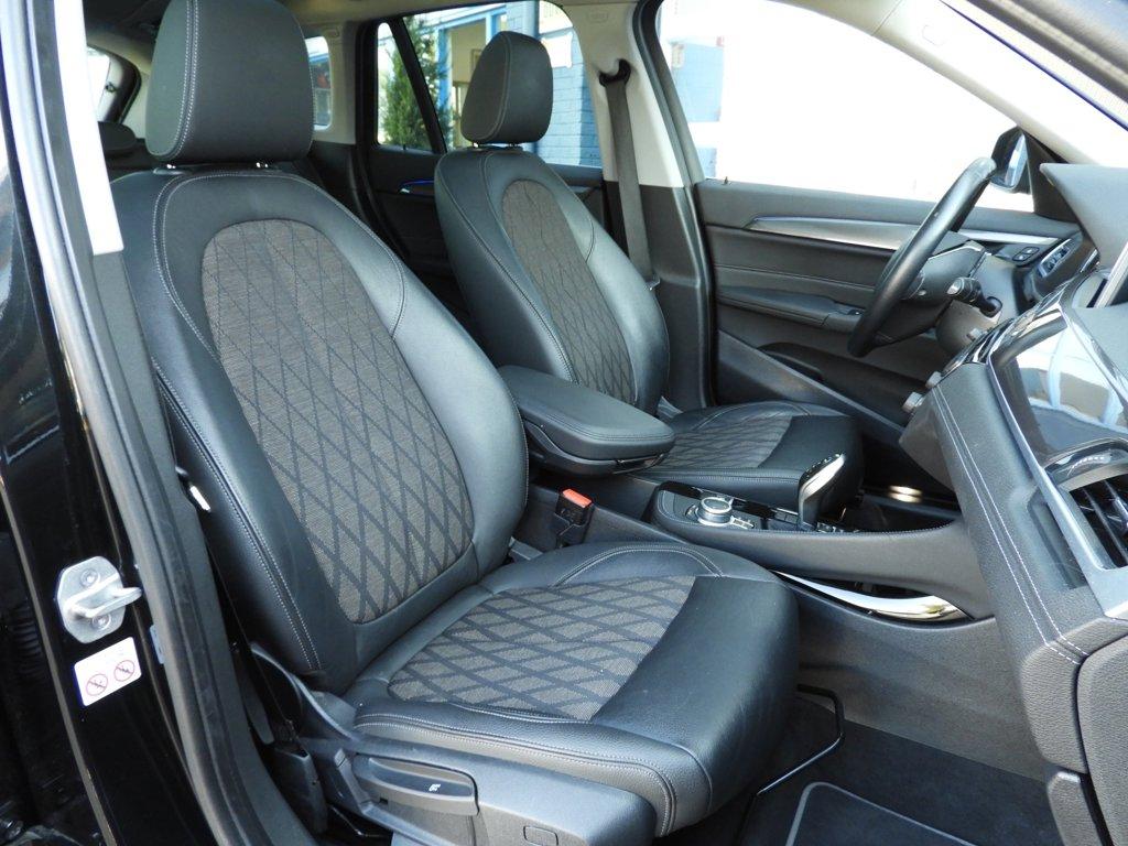 BMW X1 sdrive18i high executive