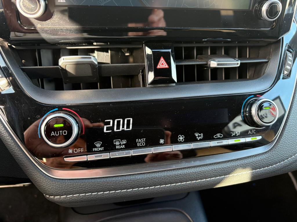 Toyota Corolla Touring Sports 1.8 hybrid active