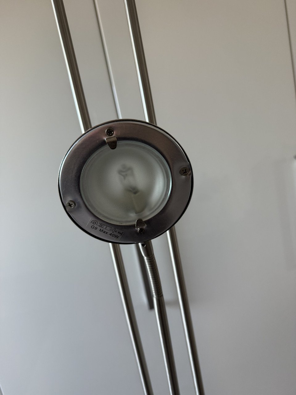 Vloerlamp zilver met 2 lichtbronnen