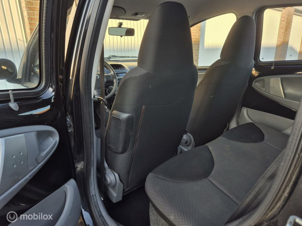 Toyota Aygo 1.0 / airco / 5-deurs
