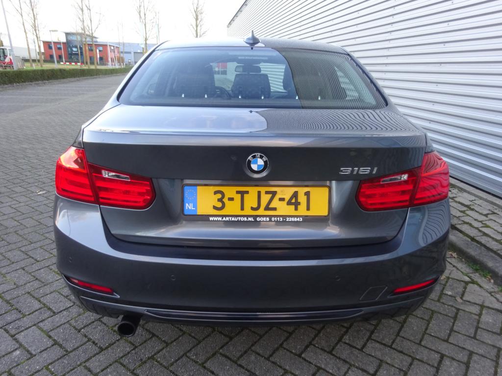 BMW 3-serie 316i high executive automaat 1e eigenaar - automaat / navi / cr