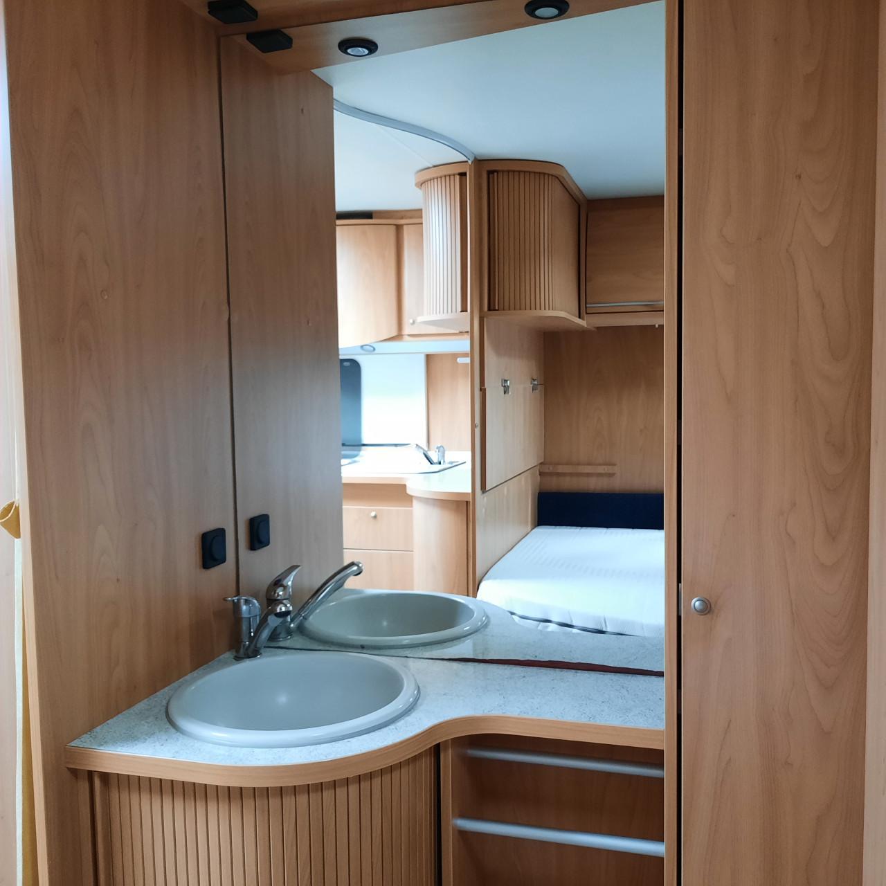 Burstner Ventana 500 TS met mover