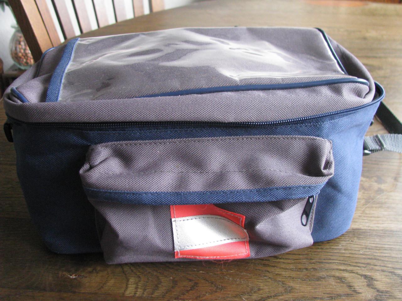 Fietstasje voor aan het stuur.