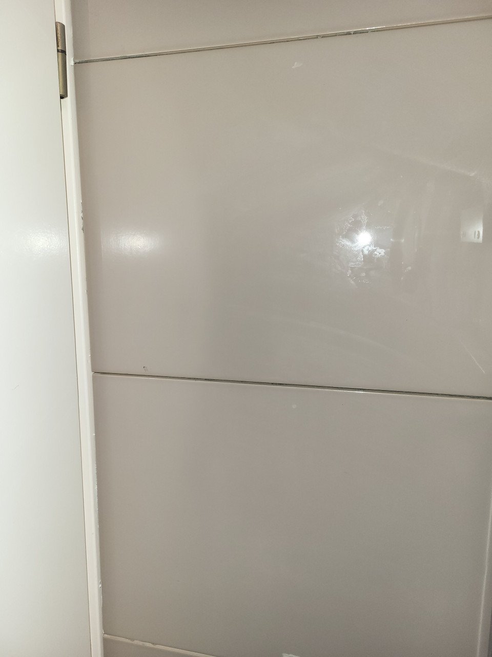 Wandtegels ca 40m2 35x71cm hoogglans Taupe/Beige