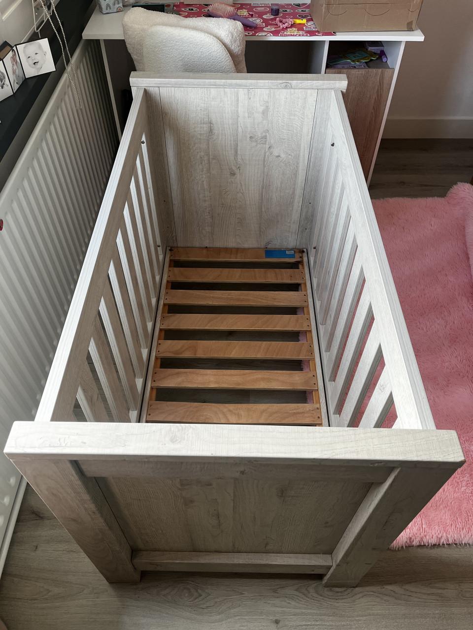 Ledikant (inclusief matras)