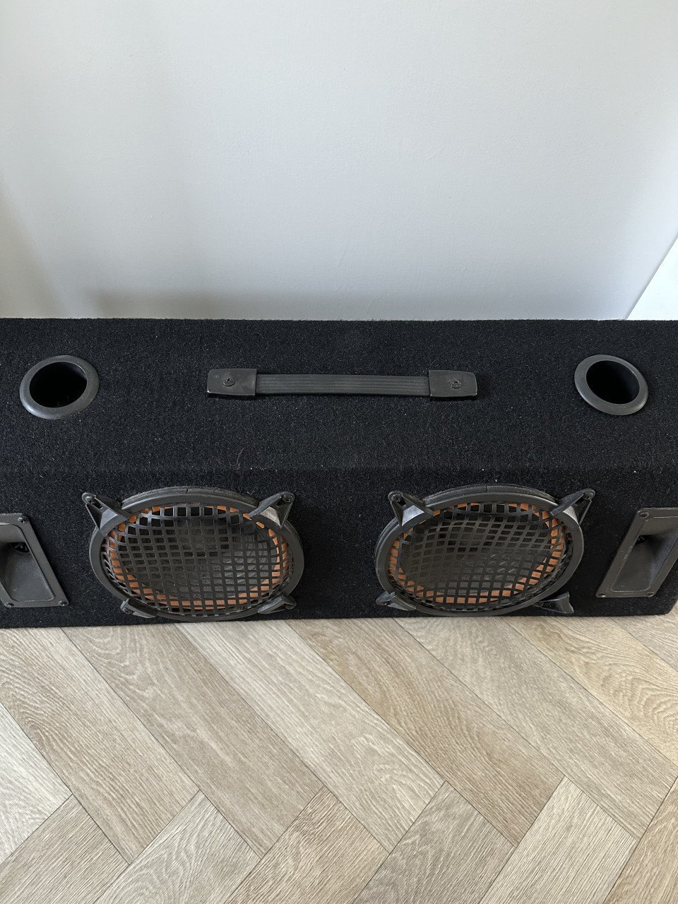 Speakerbox/autobox