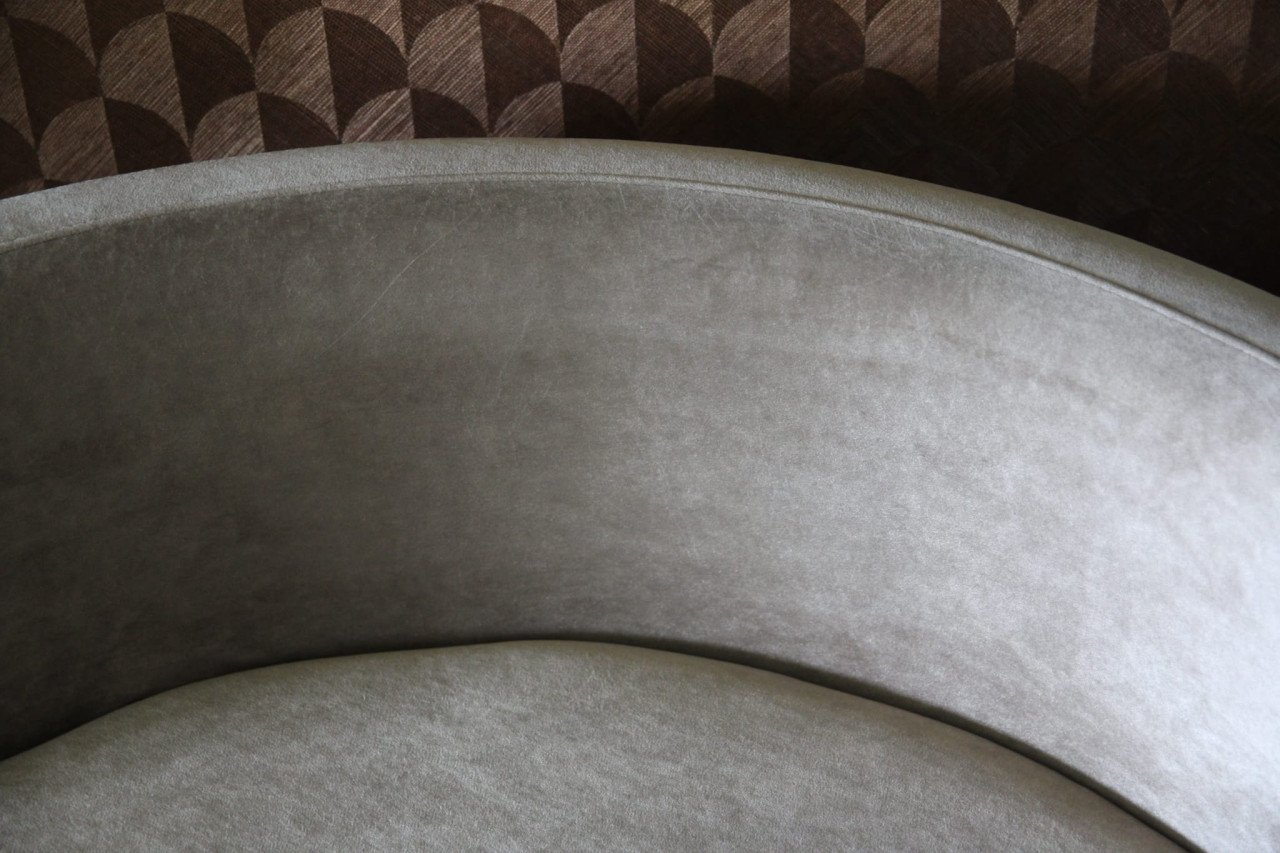Keijser&co daybed / ronde fauteuil in luxe Chivasso stof