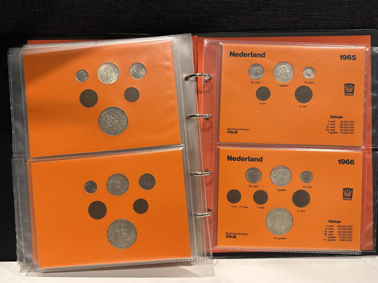 Compleet album Juliana 1 (1948-1966) incl. zilver