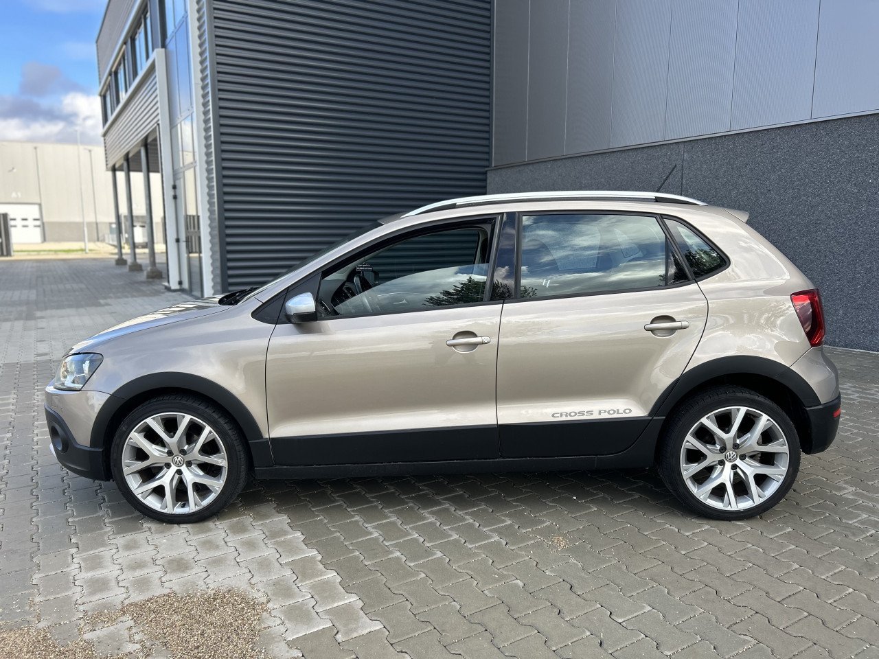 Volkswagen Polo 1.2 TSI CrossPolo BlueMotion Tech/APK/AIRCO/
