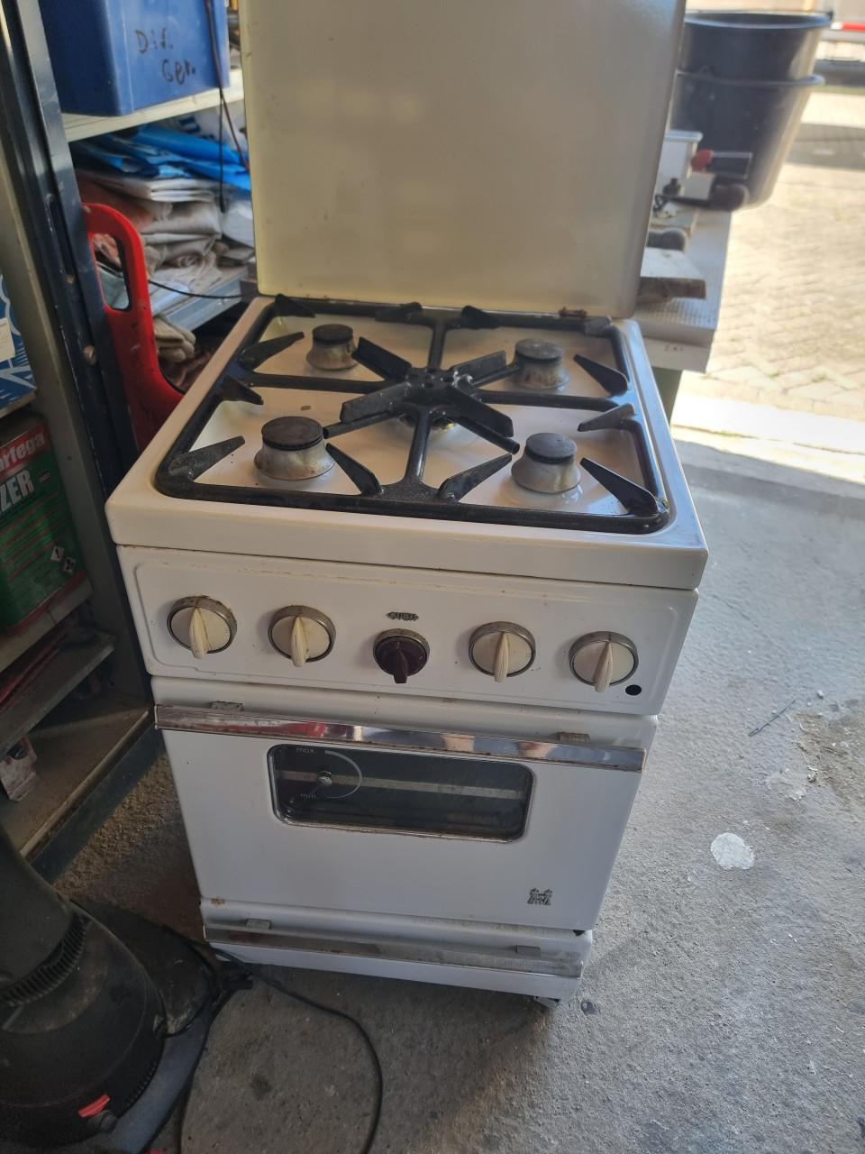 Etna 60'er jaren oven